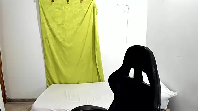 corzoethan stripchat live cam model