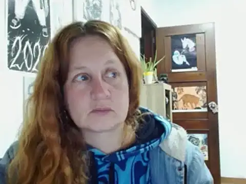 ViioletaMora stripchat live cam model