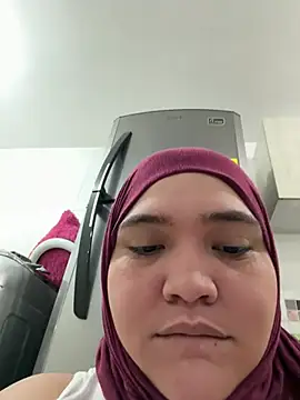 sweetmuslim01 stripchat live cam model