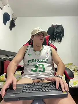 Fozil_Dvice stripchat live cam model