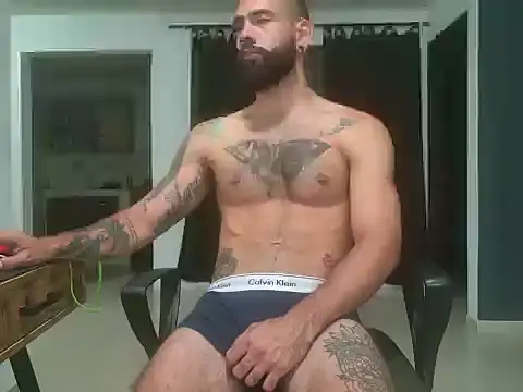 Matheusbeard stripchat live cam model