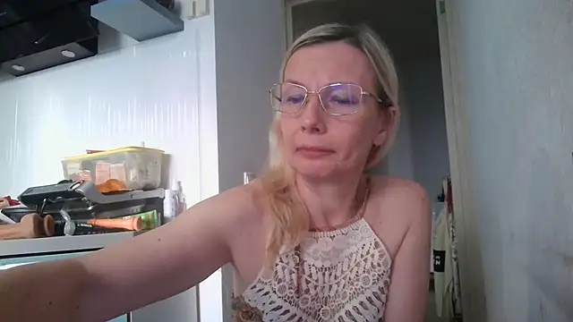 Sweetmurrr stripchat live cam model
