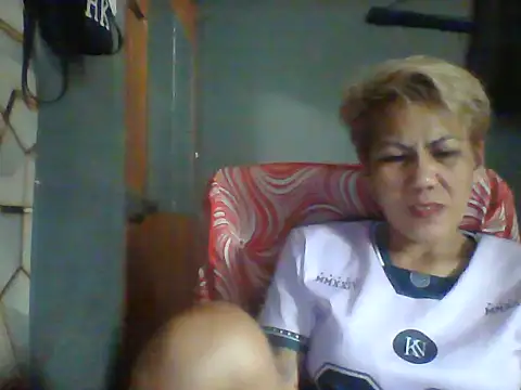 pinayheartaker stripchat live cam model