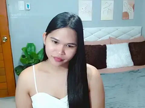 AlianaFord stripchat live cam model