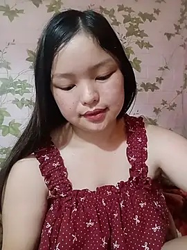 _XoiXoi232_ stripchat live cam model