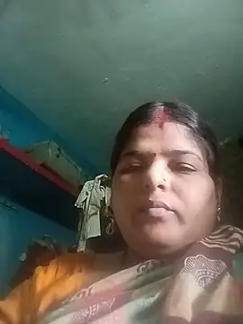 hot_bhabi1 stripchat live cam model