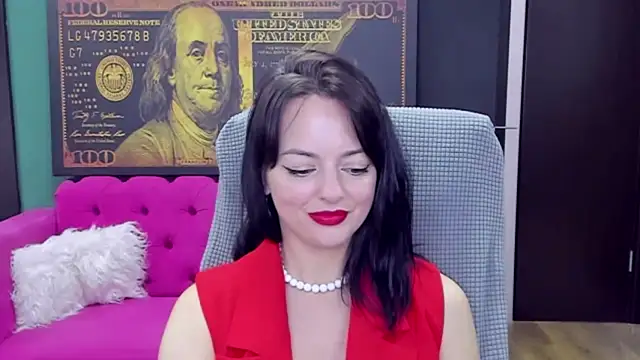 BellaRowan stripchat live cam model