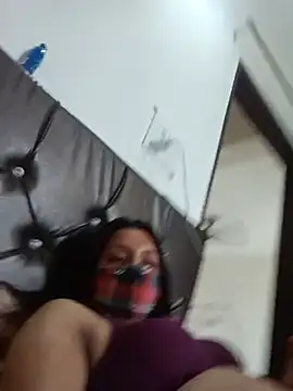 heenabeutyqueen stripchat live cam model