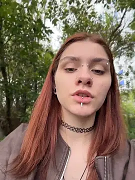 NereaMur stripchat live cam model