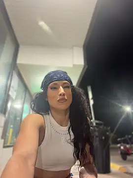 theetriniti stripchat live cam model