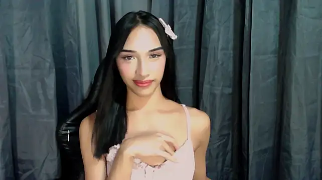 Velvet_Ysabelle stripchat live cam model