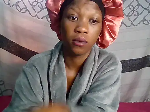 ThickBooty99 stripchat live cam model