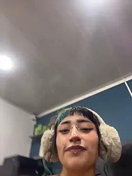 baby_akuma_ stripchat live cam model
