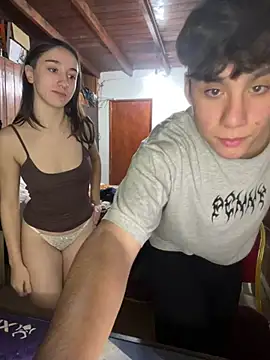 _MaskOn stripchat live cam model
