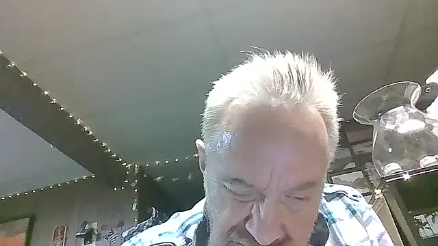 Makowboy stripchat live cam model