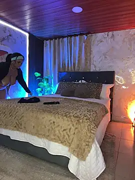 Vicky_Saidi stripchat live cam model
