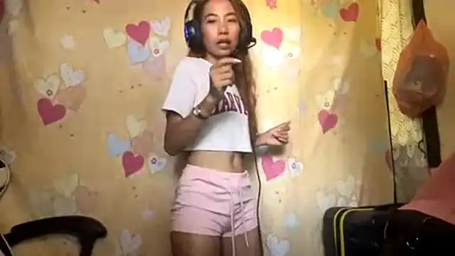 PiaSwida stripchat live cam model