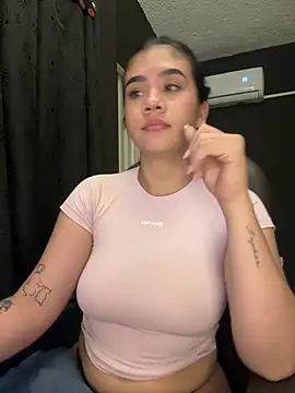 alhaana_ stripchat live cam model