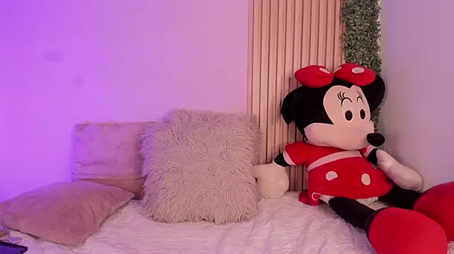 Winnie_cutee stripchat live cam model