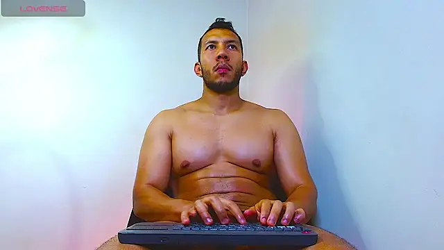 georgeholl stripchat live cam model