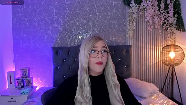Melody_p stripchat live cam model