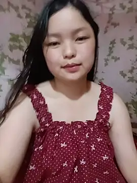 _XoiXoi232_ stripchat live cam model