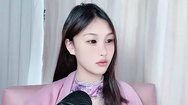 xiaolaopo8 stripchat live cam model