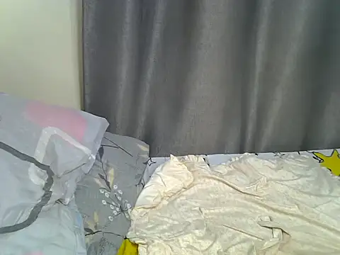sexxyiris stripchat live cam model