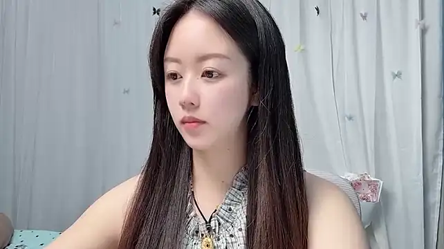 xiaomei1122 stripchat live cam model