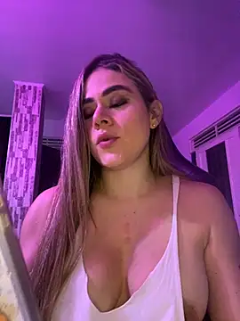 alexxa_0 stripchat live cam model