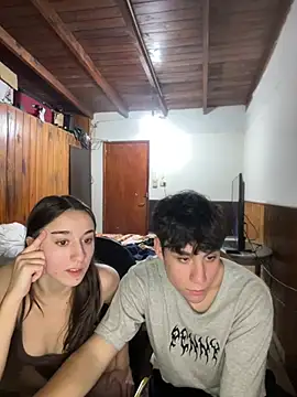 _MaskOn stripchat live cam model