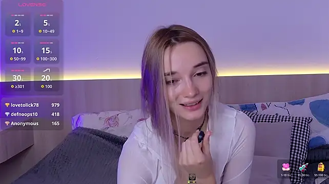 AnnyShore stripchat live cam model