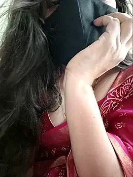 yoursana- stripchat live cam model