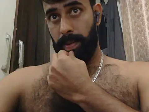 indianhairybull stripchat live cam model