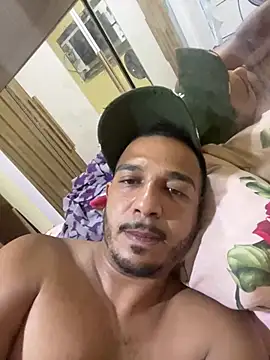 Lindp190194 stripchat live cam model