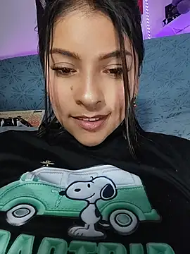 Fox_Roxxan stripchat live cam model