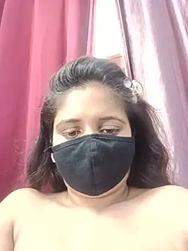 Ruhi_07 stripchat live cam model