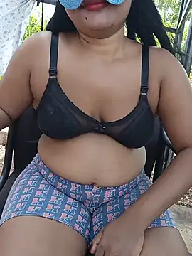 Asian_hot_girl_ stripchat live cam model
