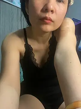 Ivy_Trix2 stripchat live cam model