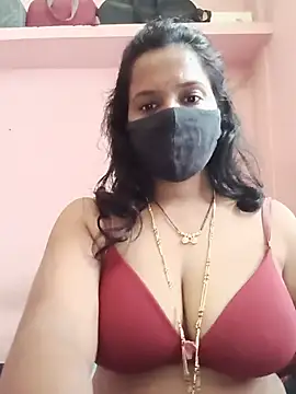 Miss-Dolly07 stripchat live cam model