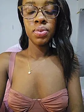 Im_Camila__ stripchat live cam model