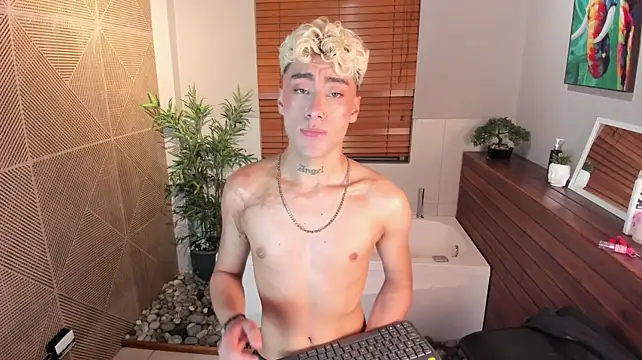 Spencerwhite_ stripchat live cam model