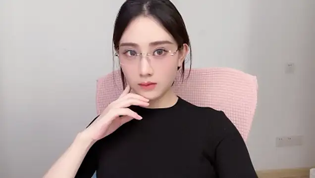 _222Mia stripchat live cam model