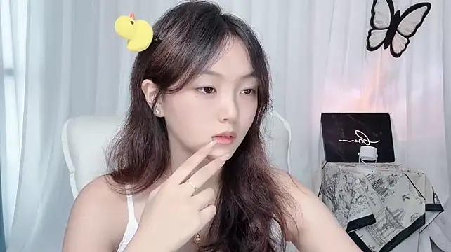 wenwen8888 stripchat live cam model