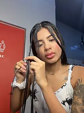 mia_romanoft stripchat live cam model