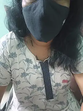 Zaara-Rose stripchat live cam model