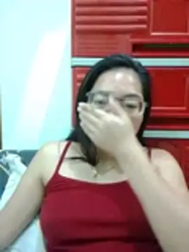 Horny_gelyn stripchat live cam model