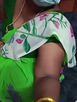 Tamil-lakhmi stripchat live cam model