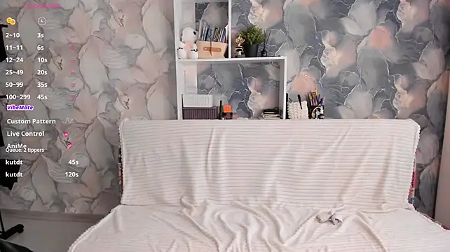 elly_pops stripchat live cam model