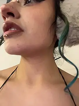 baby_akuma_ stripchat live cam model